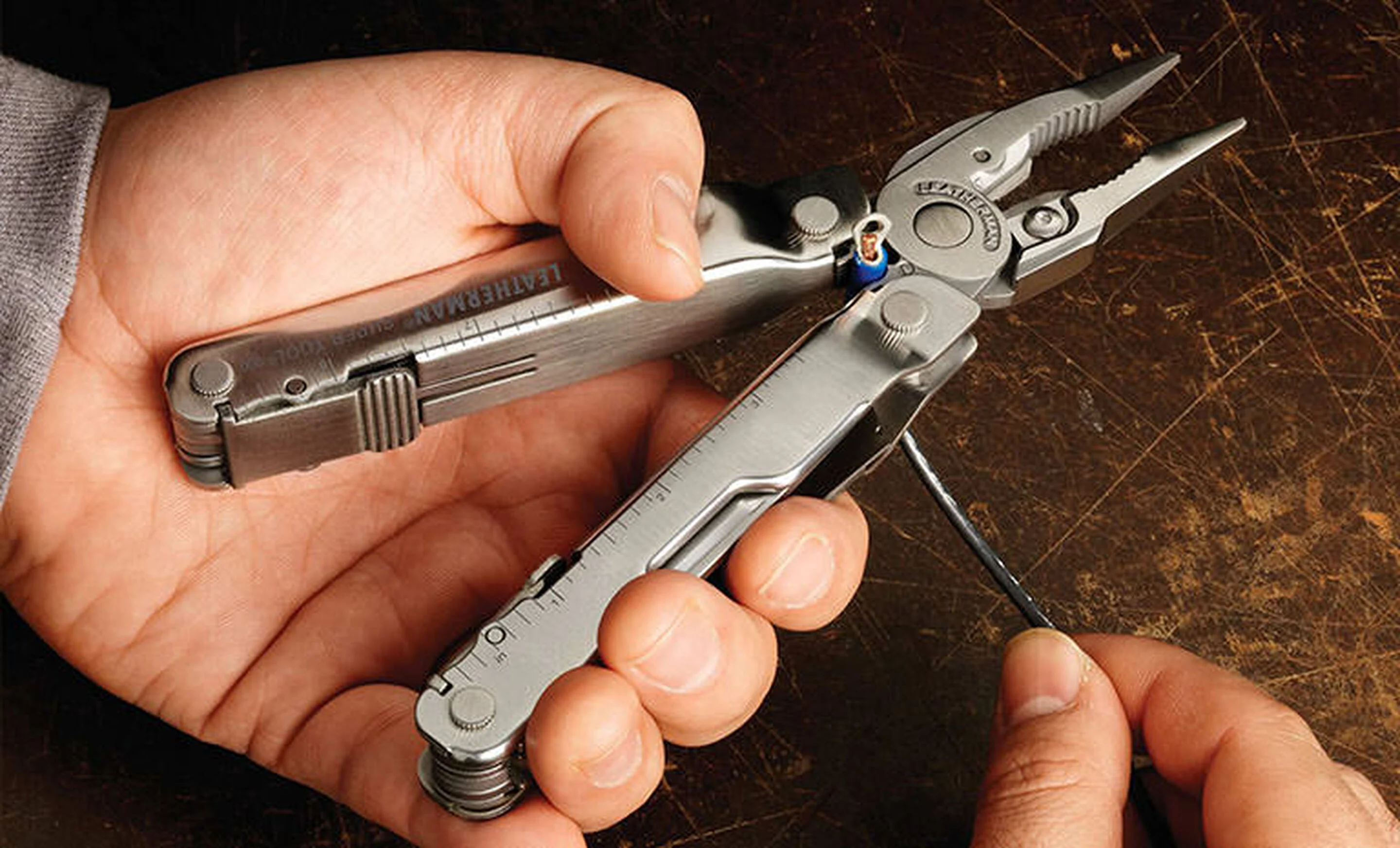 Super Tool® 300 Stainless- Nylon Sheath - Image 6